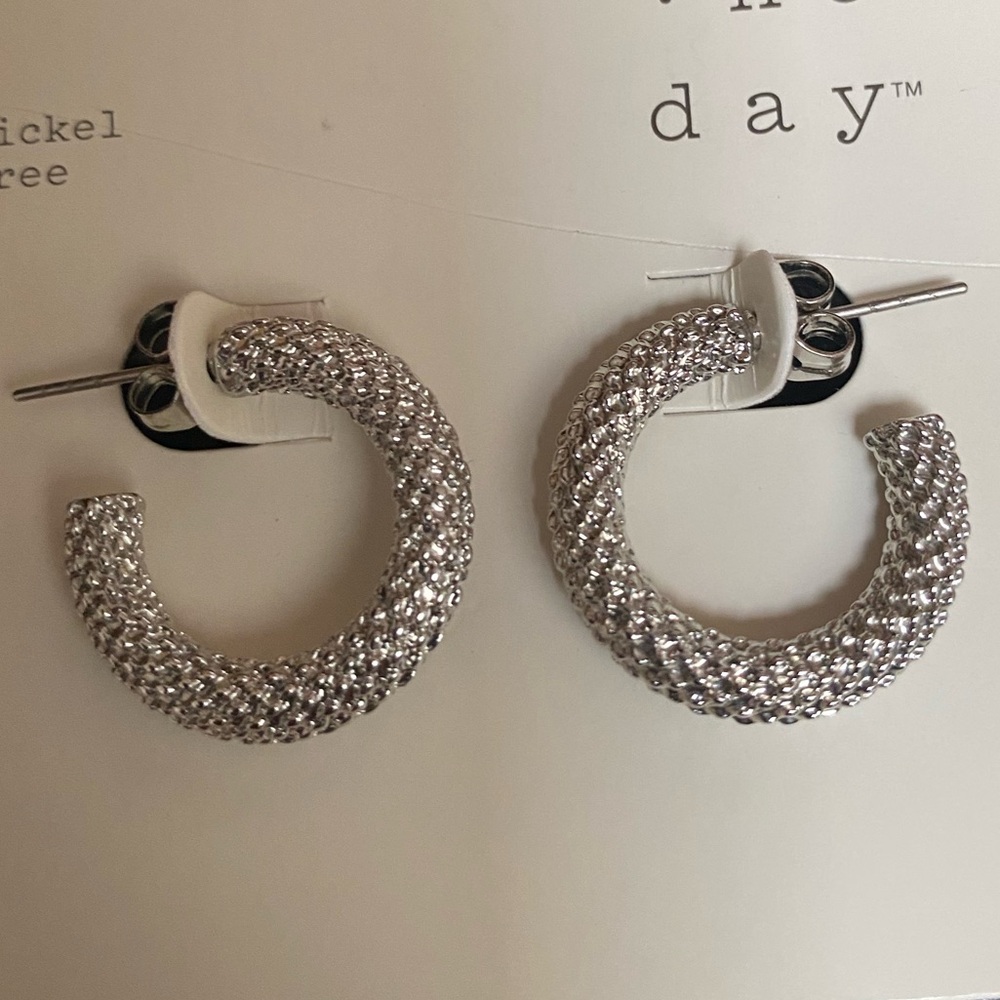 A New Day Open Weave Hoop 💗 Silver - Picture 8 of 11